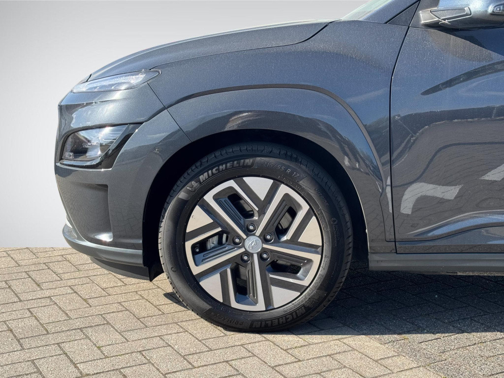 Hyundai Kona ev fashion 39 kwh
