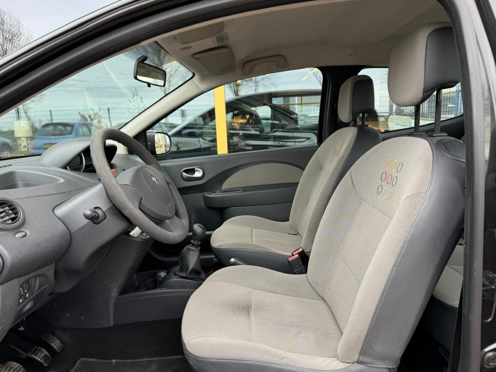 Renault Twingo 1.2-16v authentique