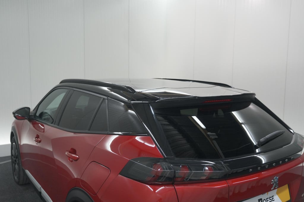 Peugeot E-2008 ev gt pack 50 kwh | panoramadak | camera | adaptieve cruise 