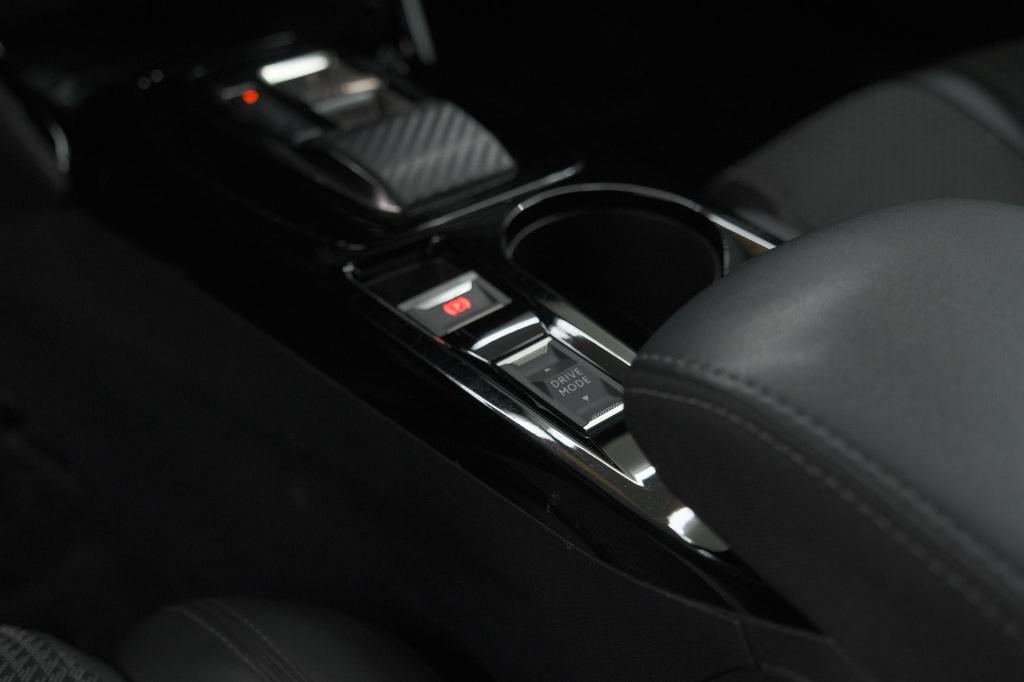 Peugeot E-2008 ev gt 50 kwh | 11 kw lader | 96,3% soh | adaptieve cruise co
