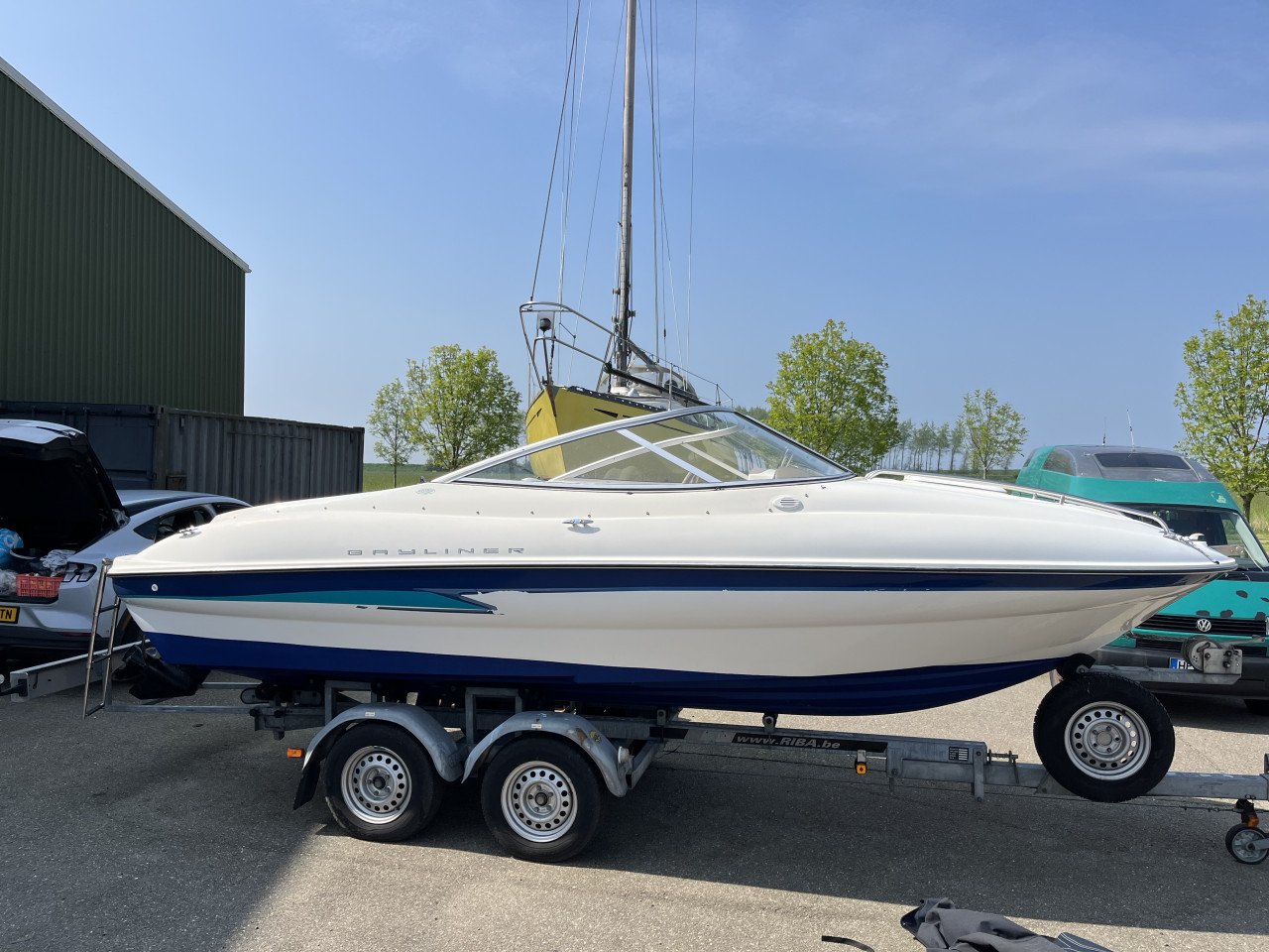 2004 Bayliner Cuddy CU602, 220 pk in perfecte staat, Incl Riba Trailer