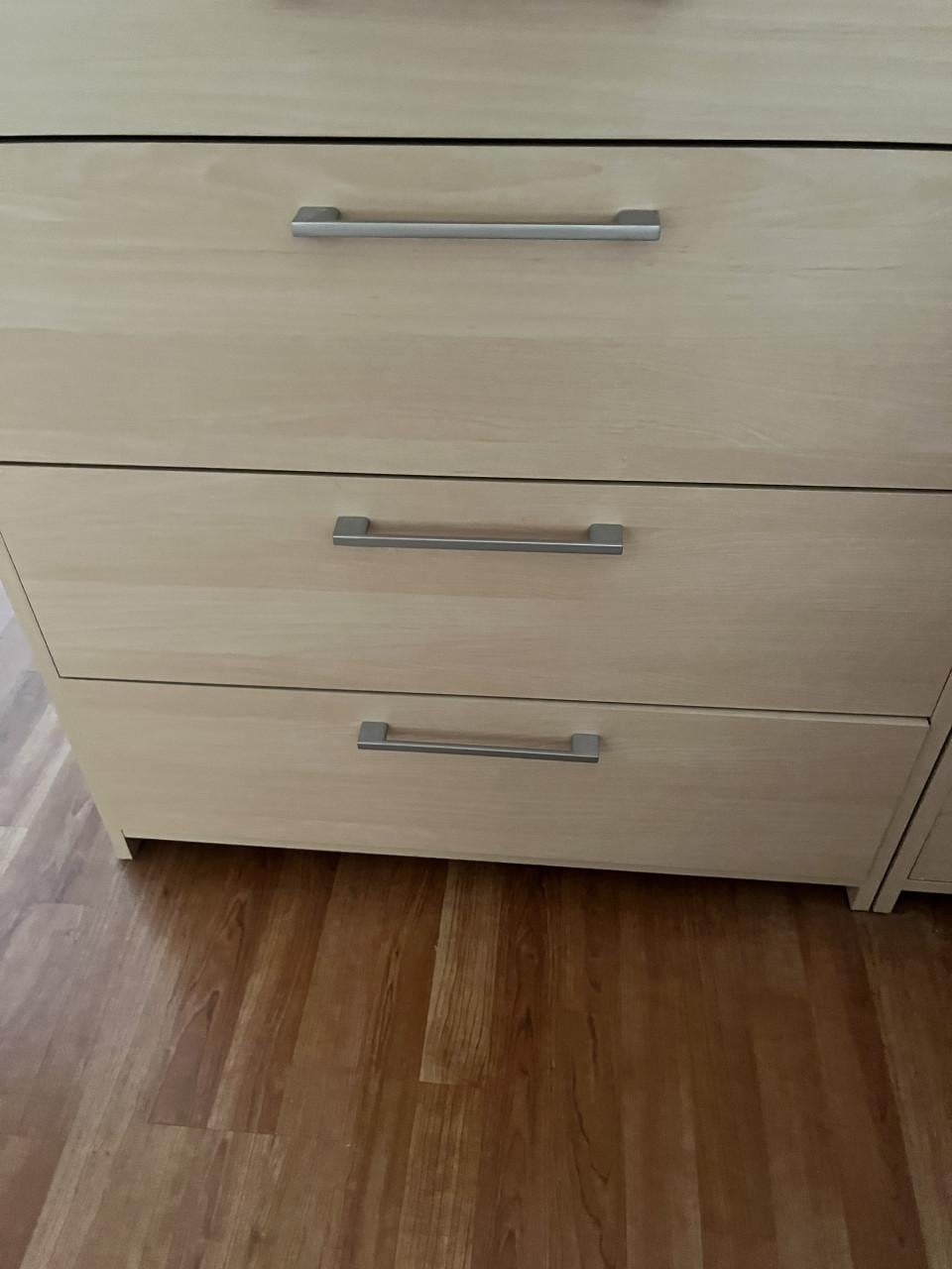 Te koop bed 140x200 + nachtkastjes+kast