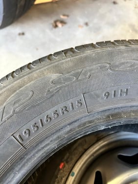 15 INCH DUNLOP SP SPORT ZOMERBAND