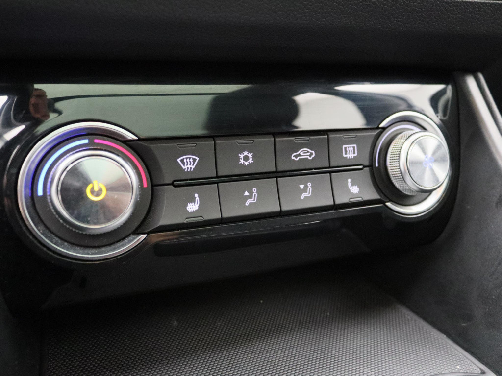 MG Zs-ev luxury 45 kwh | leder | navi | panoramadak | camera | apple carpla