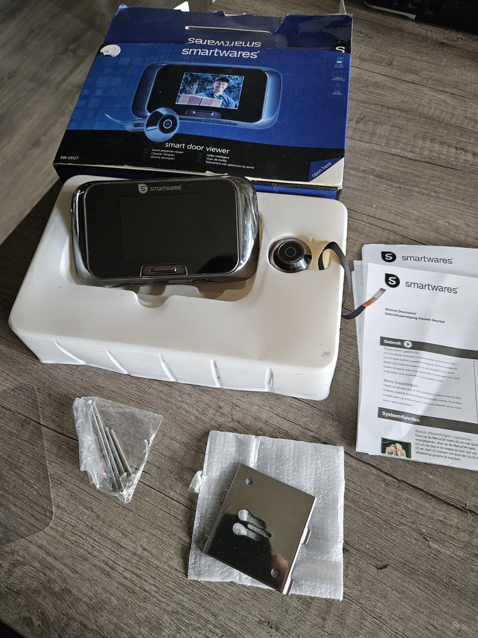 Nog nieuwe Smartwares slimme deurspion - Nieuwstaat