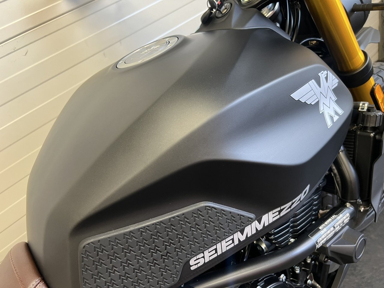 Moto Morini Seiemmezzo SCR 650 nu €7999,- all in!