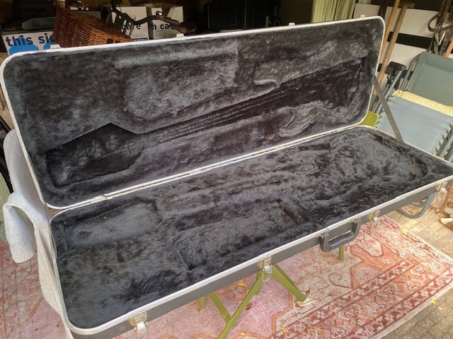 Gitaarkoffer, Bas, Flightcase
