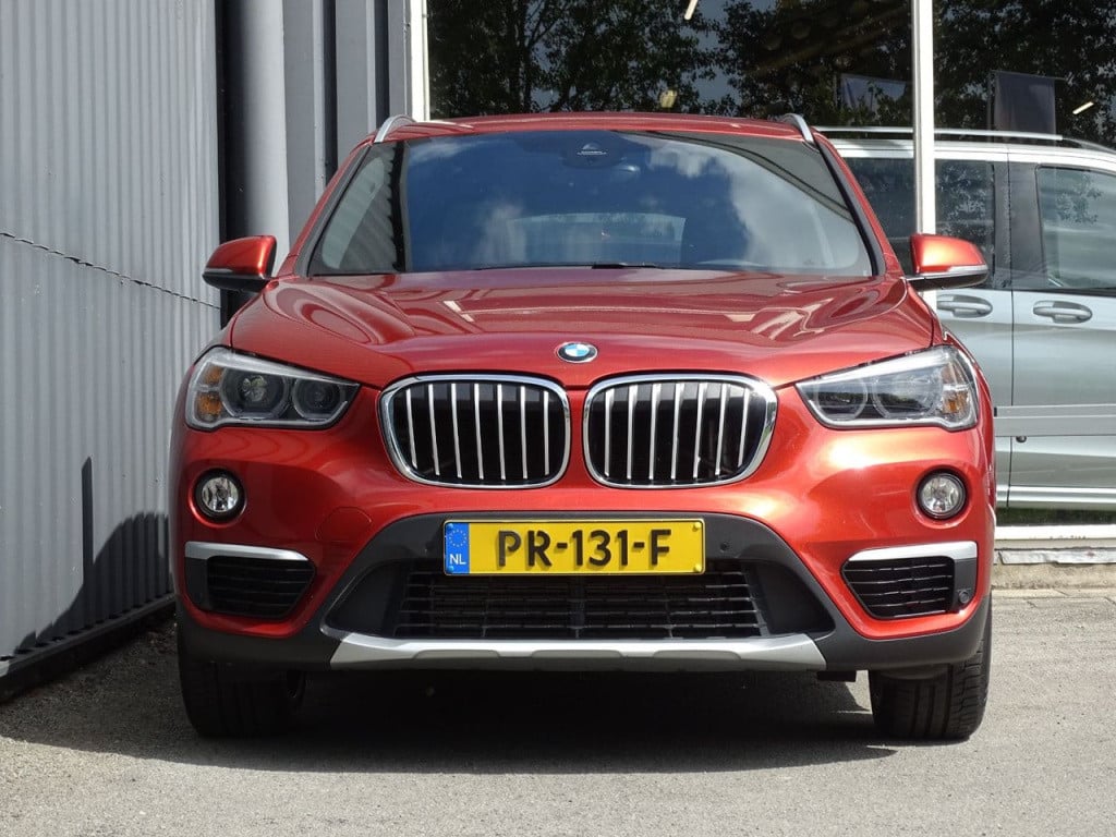 BMW X1 xdrive20i high executive