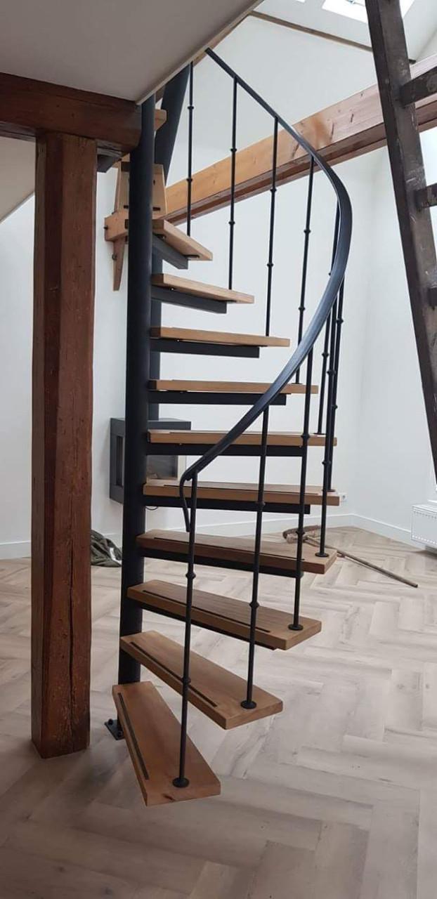 Stalen spiltrap - wenteltrap op maat – Al meer dan 40 Jaar vakmanschap