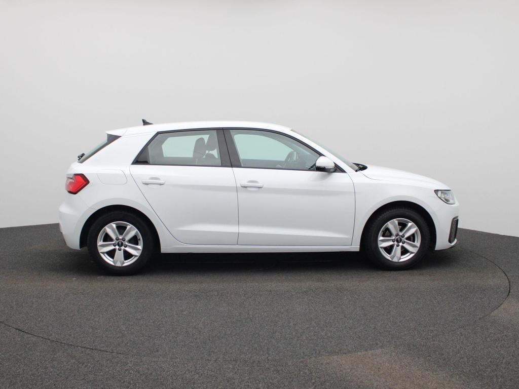 Audi A1 Sportback 1.0 25 tfsi 70kw attraction | virtual cockpit | apple car