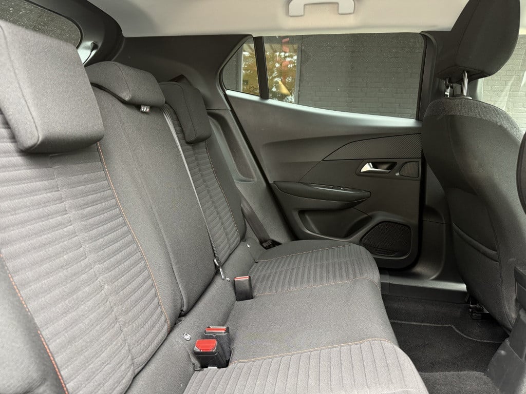 Peugeot 2008 1.2 puretech active // dealeronderhouden //