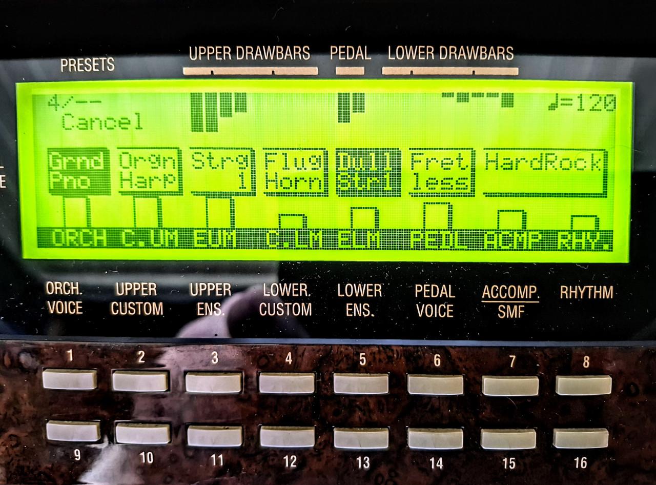 ORGEL HAMMOND XH-200 MIDI