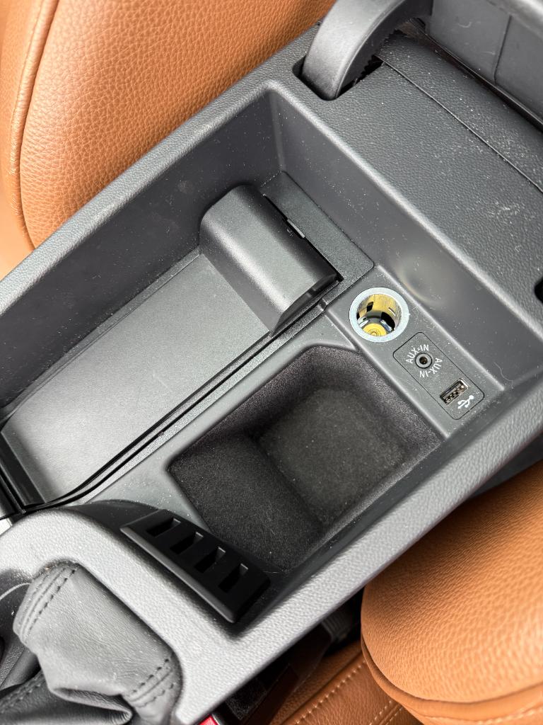 BMW 3-serie e92 320i corporate lease mineralgrey edition