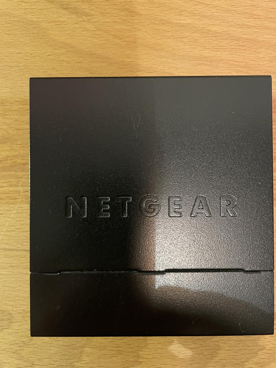 Netgear GS 305