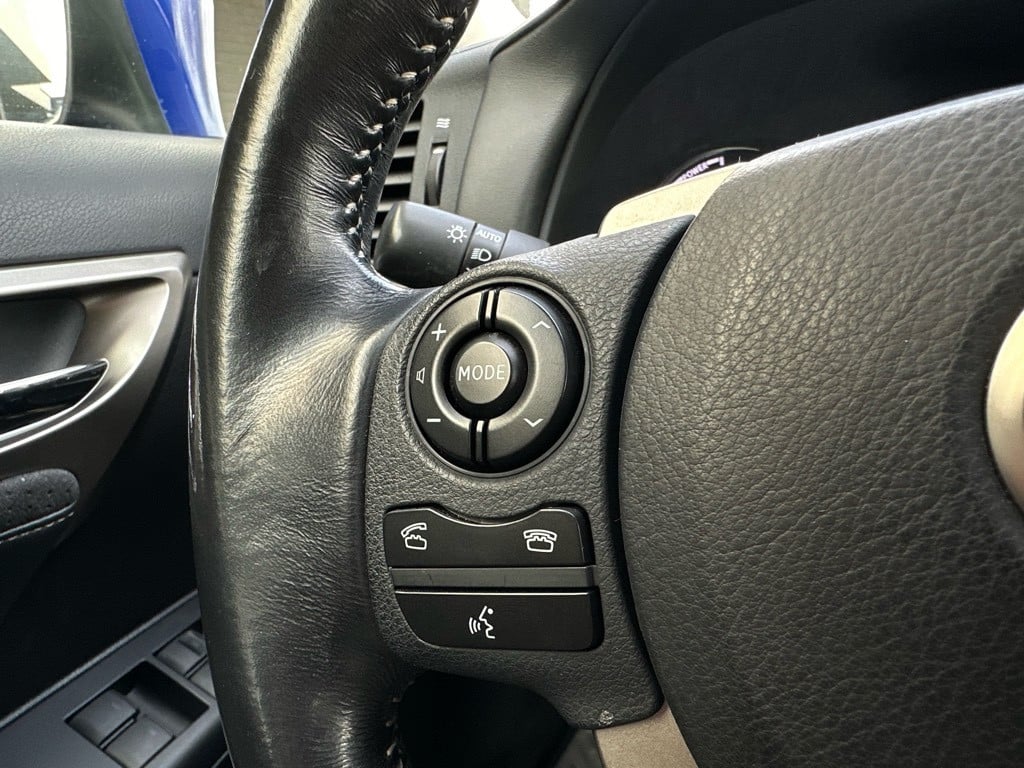 Lexus Ct 200h 25th edition