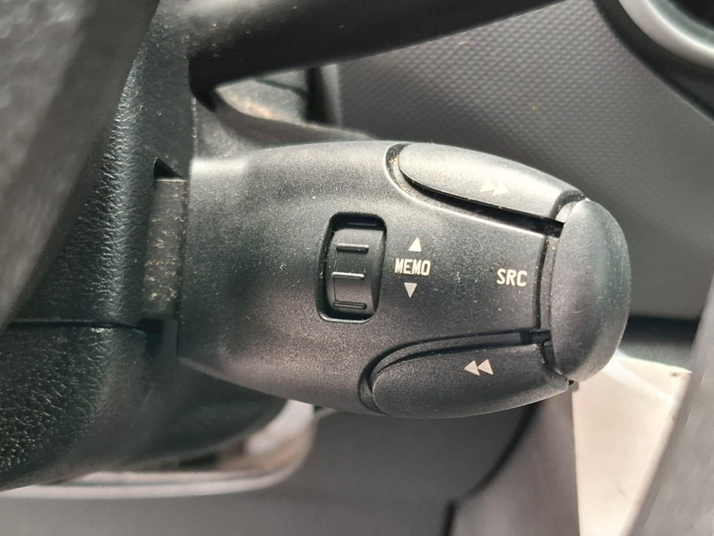 Citroen Berlingo 1.6 bluehdi 75 comfort airco / kasten inrichting / trekhaa