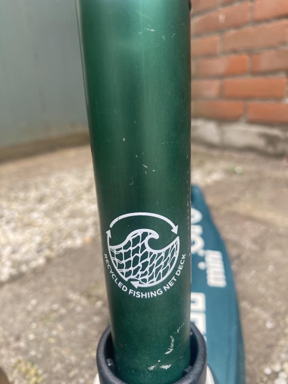 Mini micro eco kinderstep donkergroen
