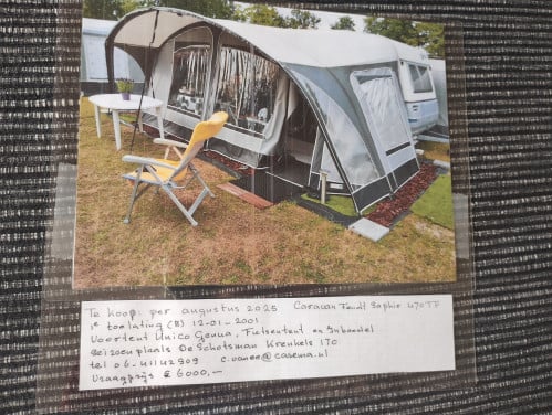 Caravan met voortent