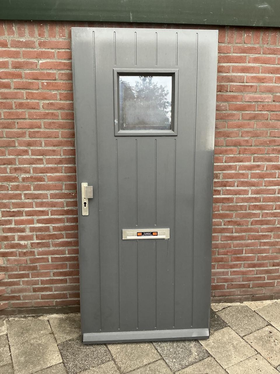 Voordeur (C)
