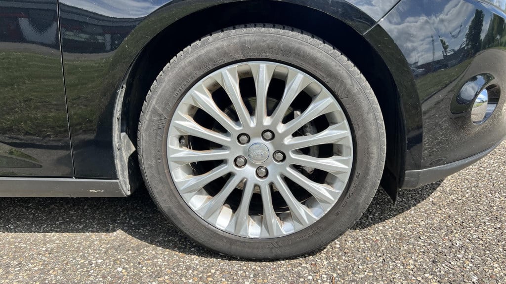 Ford Focus wagon 1.0 ecoboost titanium