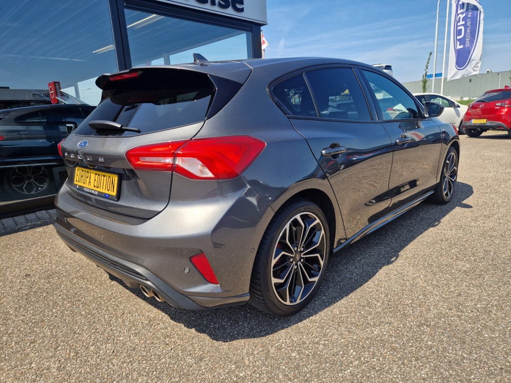 Ford Focus 1.5 ecoboost 150pk st-line