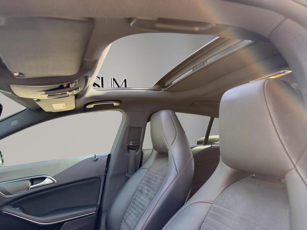 Mercedes-Benz Cla shooting brake 180 business solution amg night upgrade
