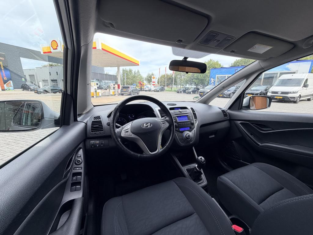 Hyundai Ix20 1.4i i-vision | radio | cruise control | airco | climate contr