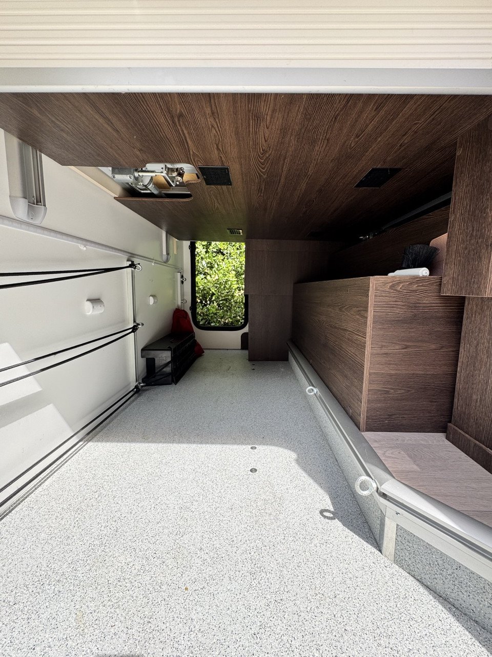 Benimar halfintegraal Tessoro 497 camper uit 2021