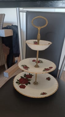 Etagere