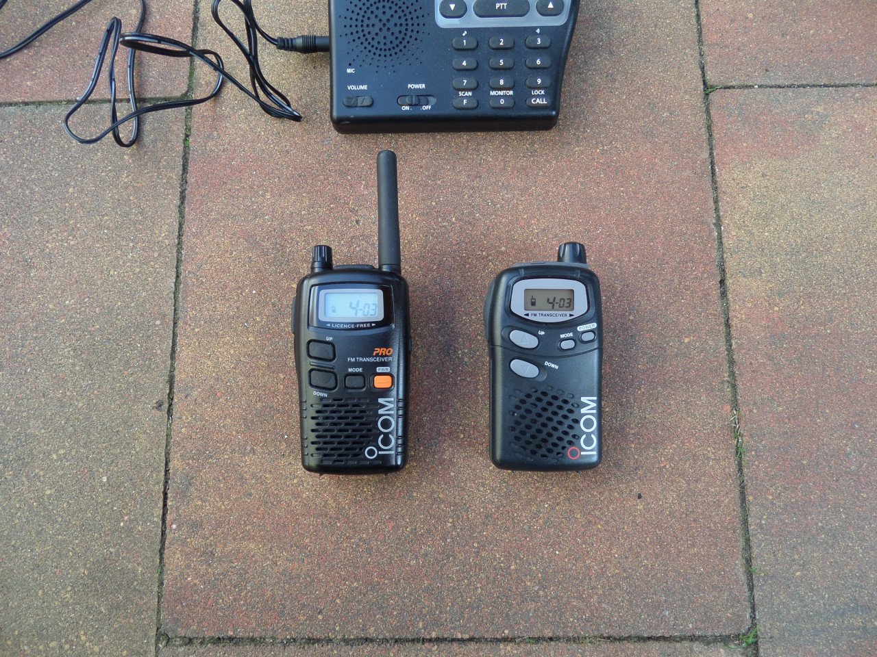 Alan Basisstation & 2x Icom Porto`s
