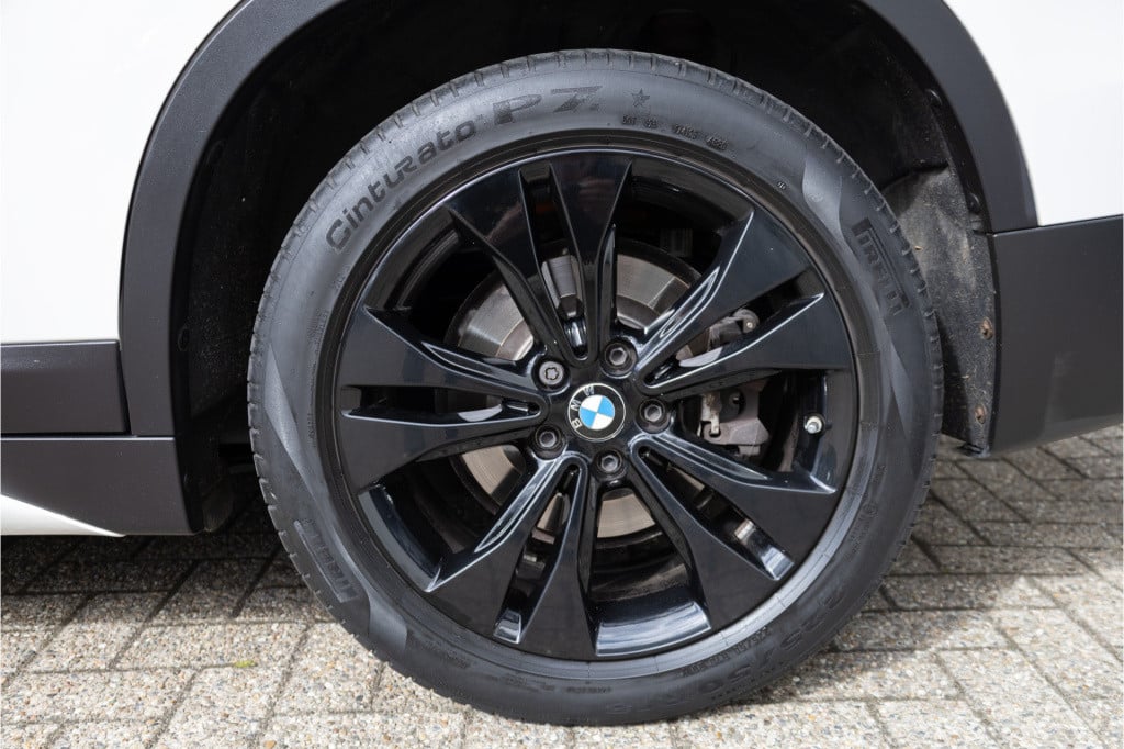 BMW X1 xdrive25e edrive sport line ✅pano✅18inch✅sportst