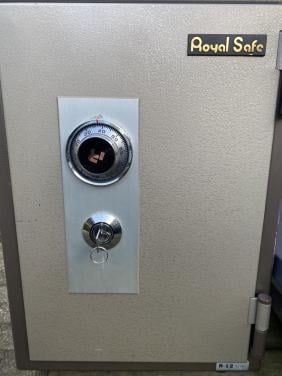 Te koop kluis, Royal safe R 12