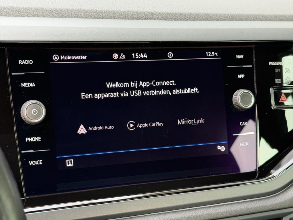 Volkswagen Polo 1.0 tsi r-line | iq light | led gril | climate | carplay | 