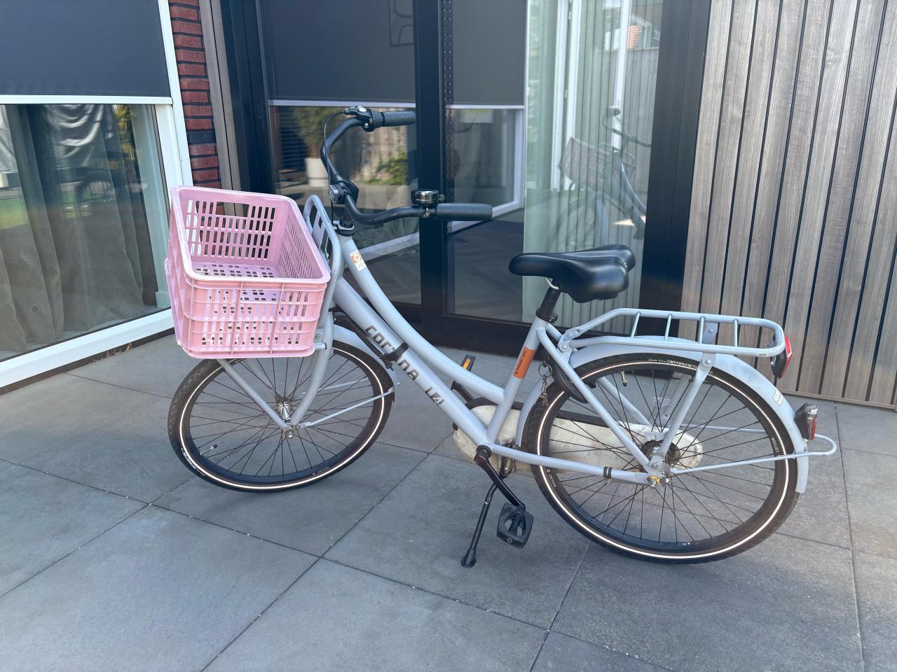 Cortina U4 24 inch meisjesfiets met kratje