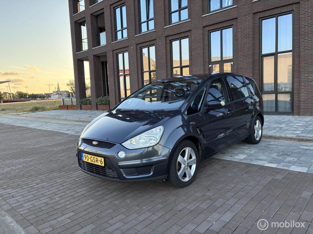 Ford S-Max 2.0 Titanium km192.477 Nap Navi Clima PDC BJ2008