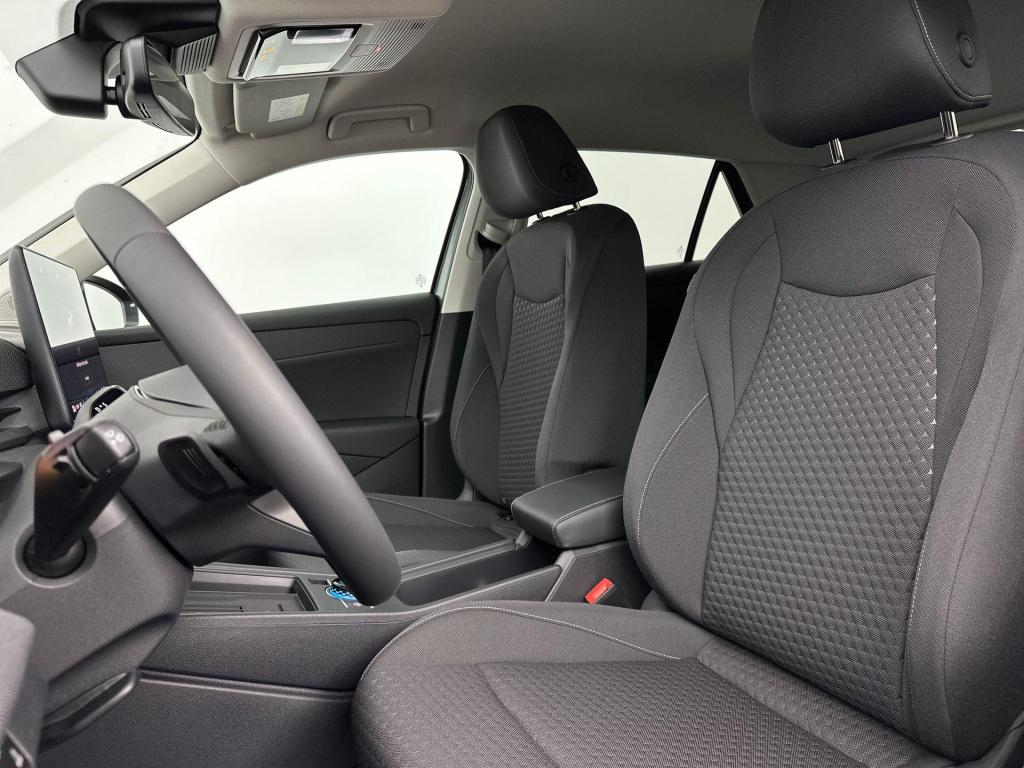 Volkswagen T-roc 1.5 etsi limited edition voordeel van € 3.500,-
