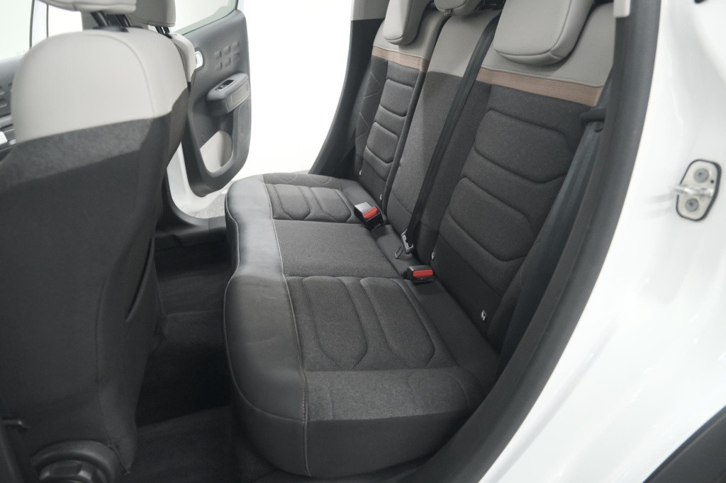 Citroen C3 puretech 82 shine | stoelverwarming | apple carplay | parkeersen