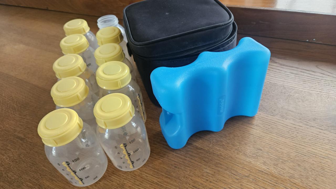 Medela koeltas inclusief 10 flesjes