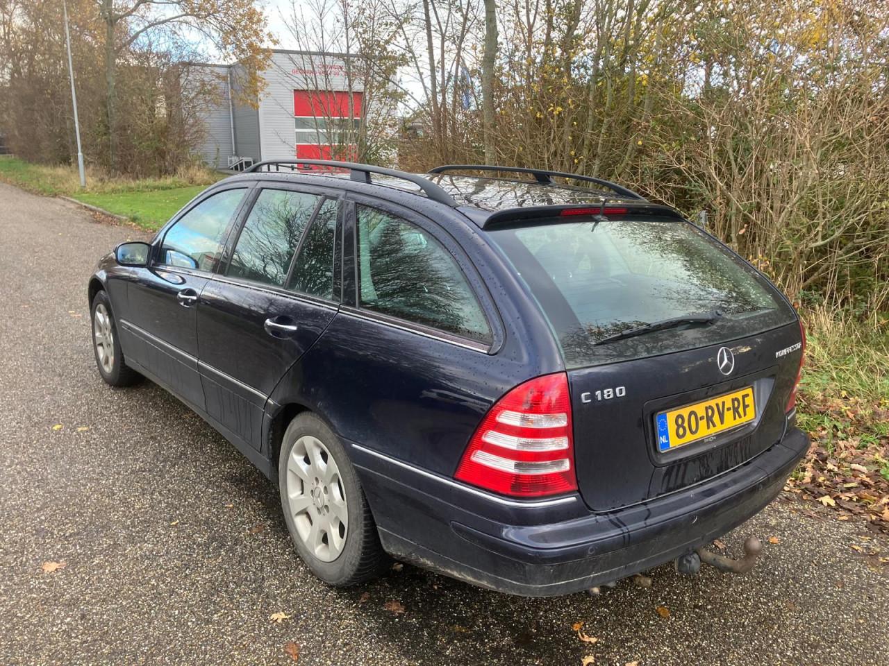 Mercedes C180