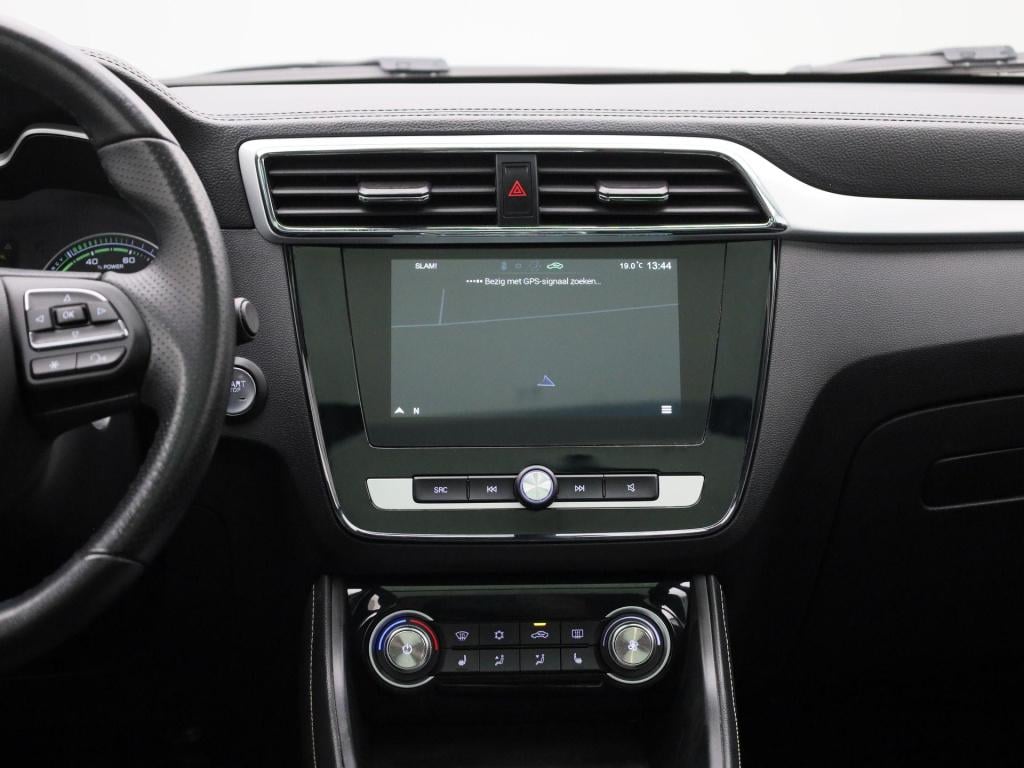 MG Zs Ev mg luxury 45 kwh