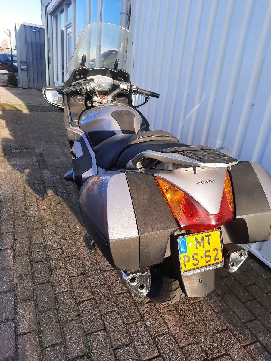 Honda Pan European ST1300 abs uit 2003
