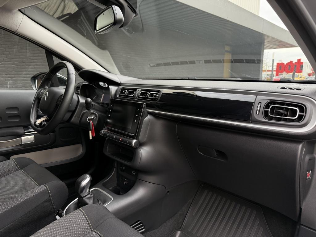 Citroen C3 1.2 pt s&s shine // automaat // trekhaak //