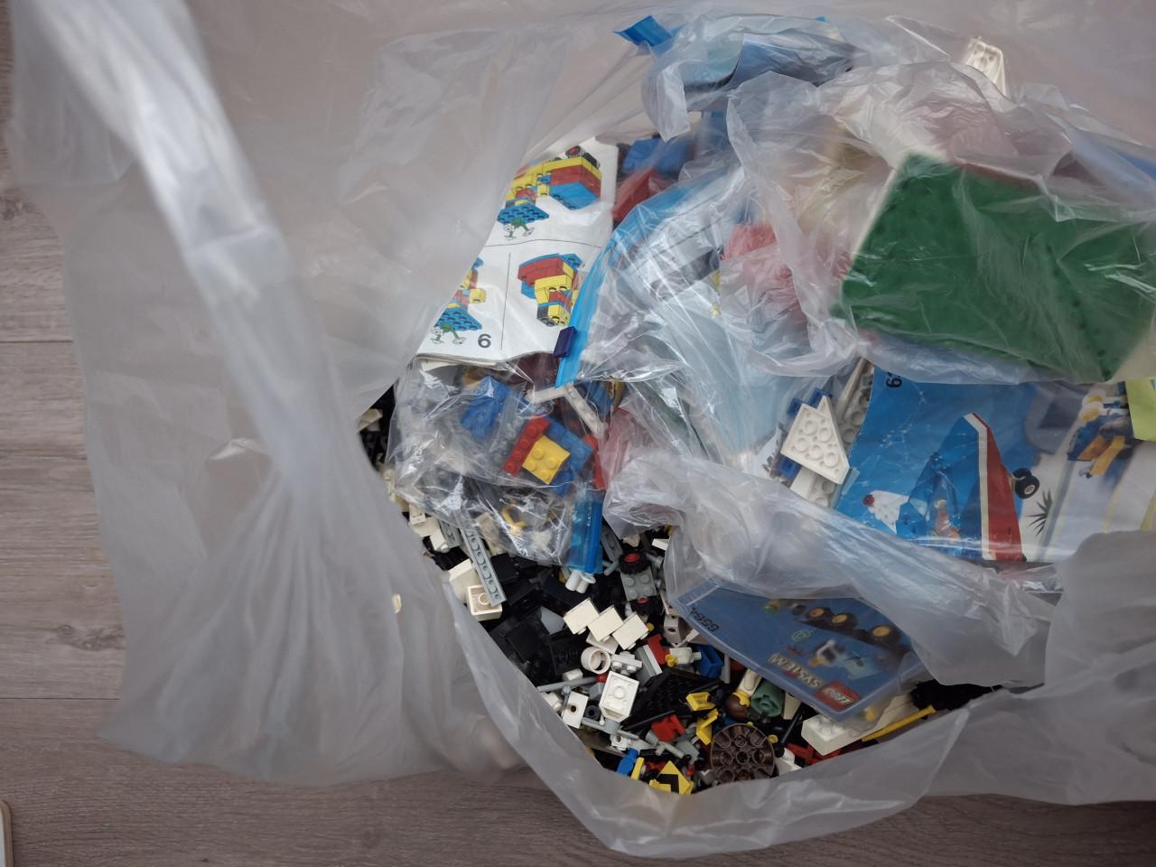 12 kilo lego