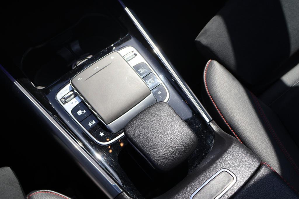 Mercedes-Benz B-Klasse 220 amg line l panoramadak l nightpakket l led high 
