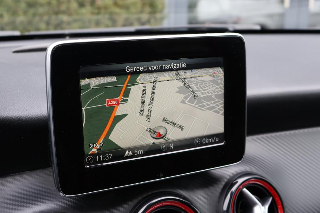 Mercedes-Benz Cla amg 45 4matic l 361 pk l dealer onderhouden l panoramadak