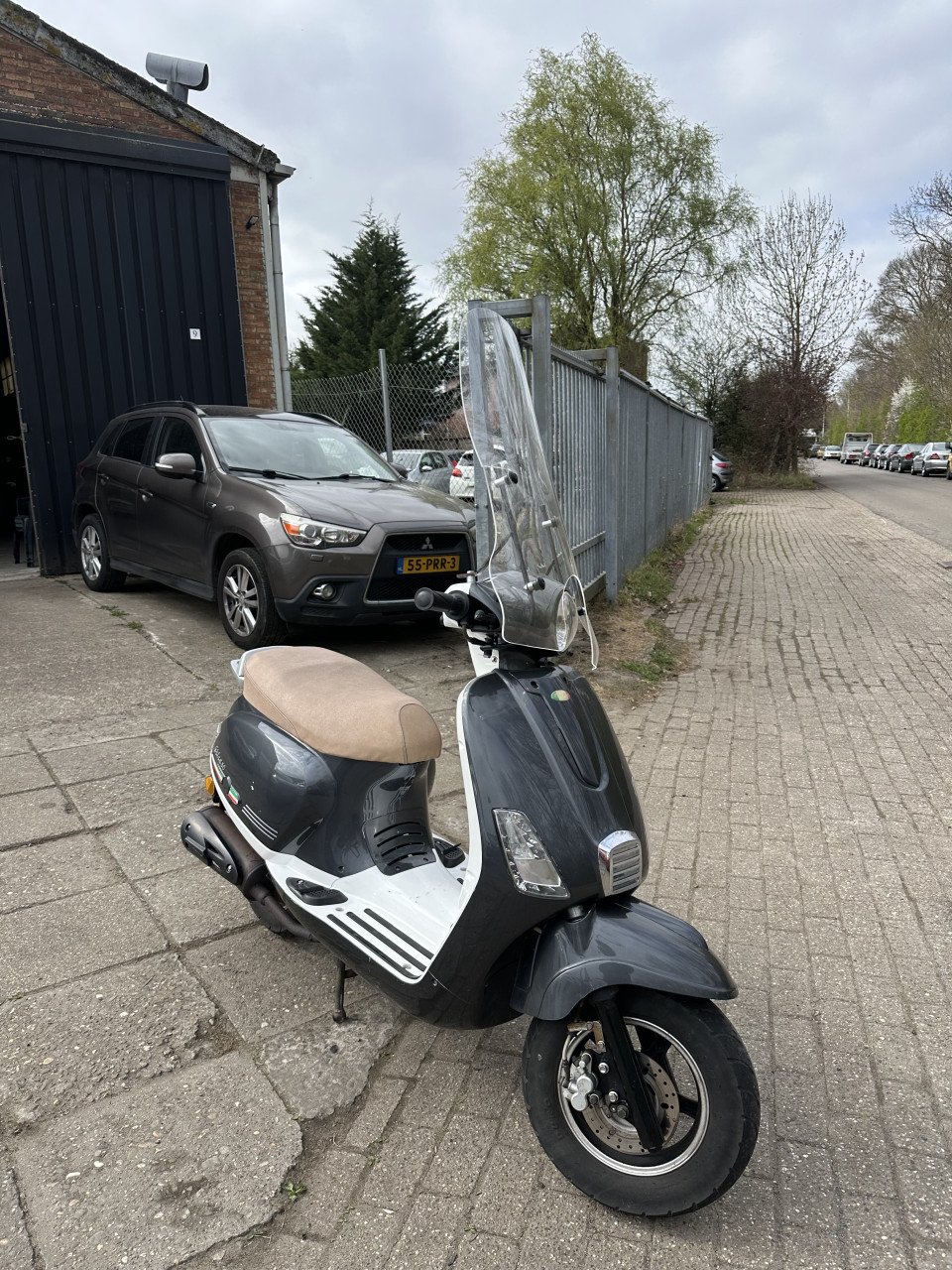 Iva Ibiza Snorscooter Blauw kenteken