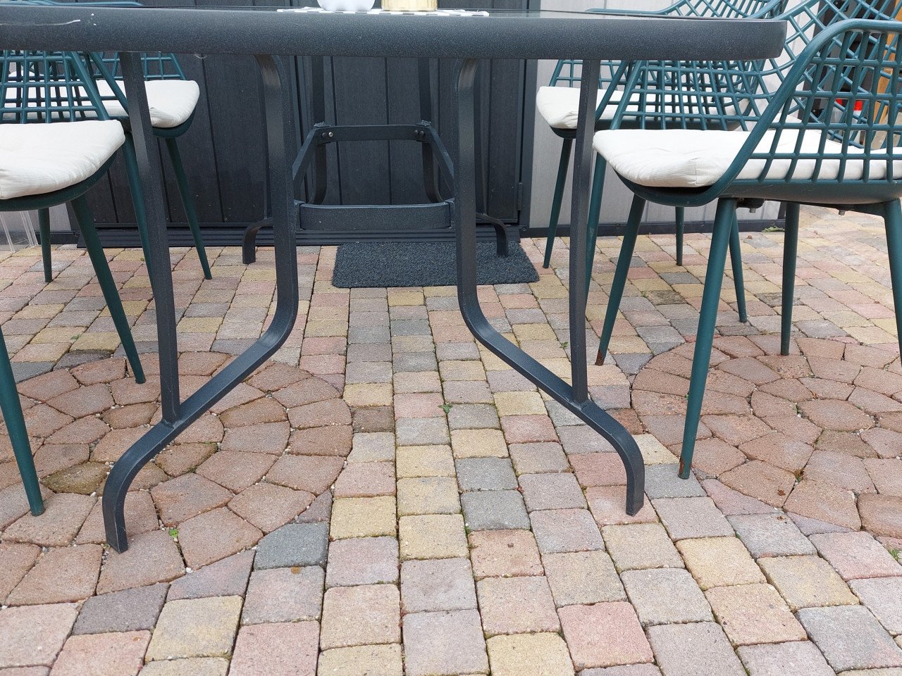 Tuintafel met glazen blad