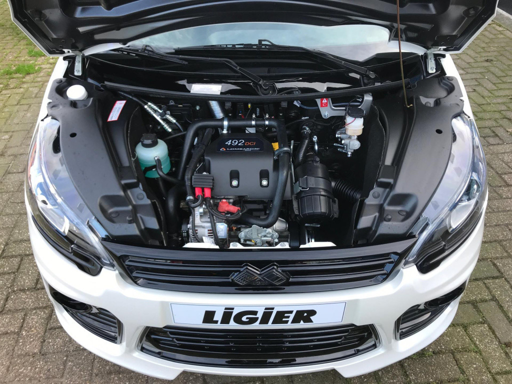 Ligier Js50 brommobiel c sport young sun dci 492 met airco (nieuw)