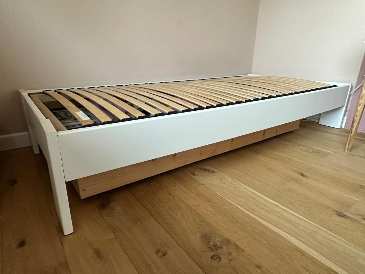1 persoons bed met lattenbodem