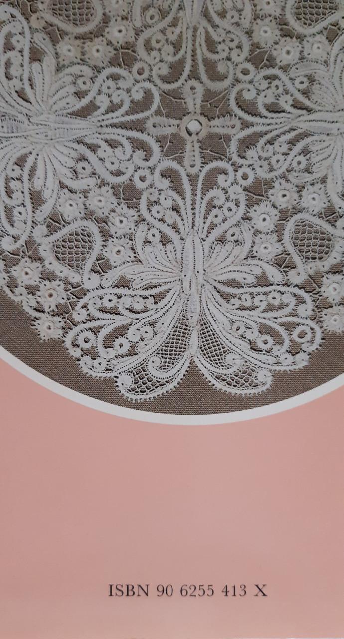 Kantklossen: Rosaline Perlée